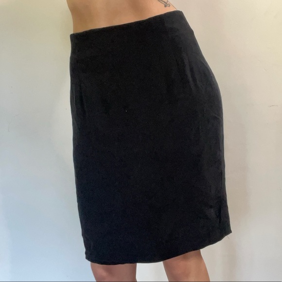 Silk pencil skirt - Picture 7 of 9